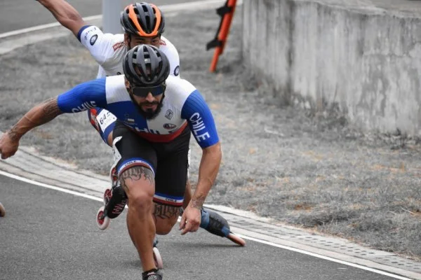 刘少昂短道速滑世界杯1000米夺冠，中国男队接力阵容调整关注
